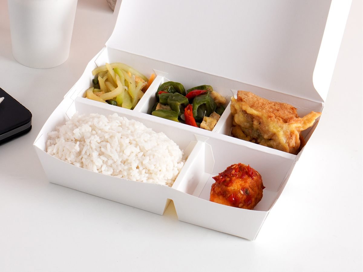 SEALPAK compartment lunchbox with rice and sides in separate sections