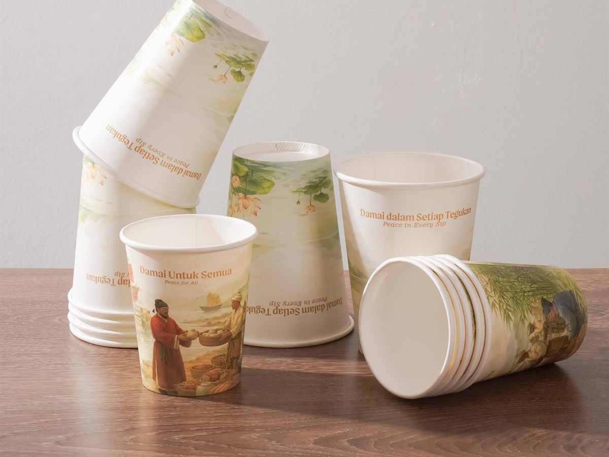 Example of custom printed paper cups with a full-colour illustration